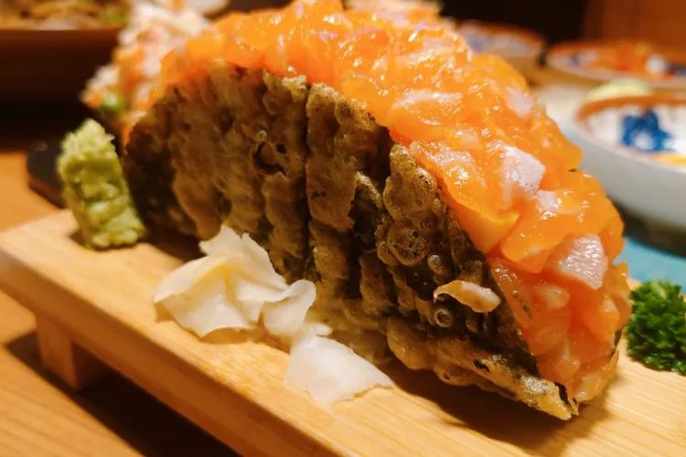 Popular Japanese Restaurant from Futian Opens in Luohu — Must‑Try Eel Taco & Signature Dishes