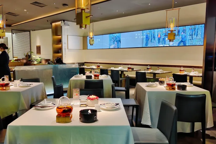 Weekend Dining at Wanchu in Shum Yip UpperHills Shenzhen: Delicious Anhui Dishes and Cozy Ambience